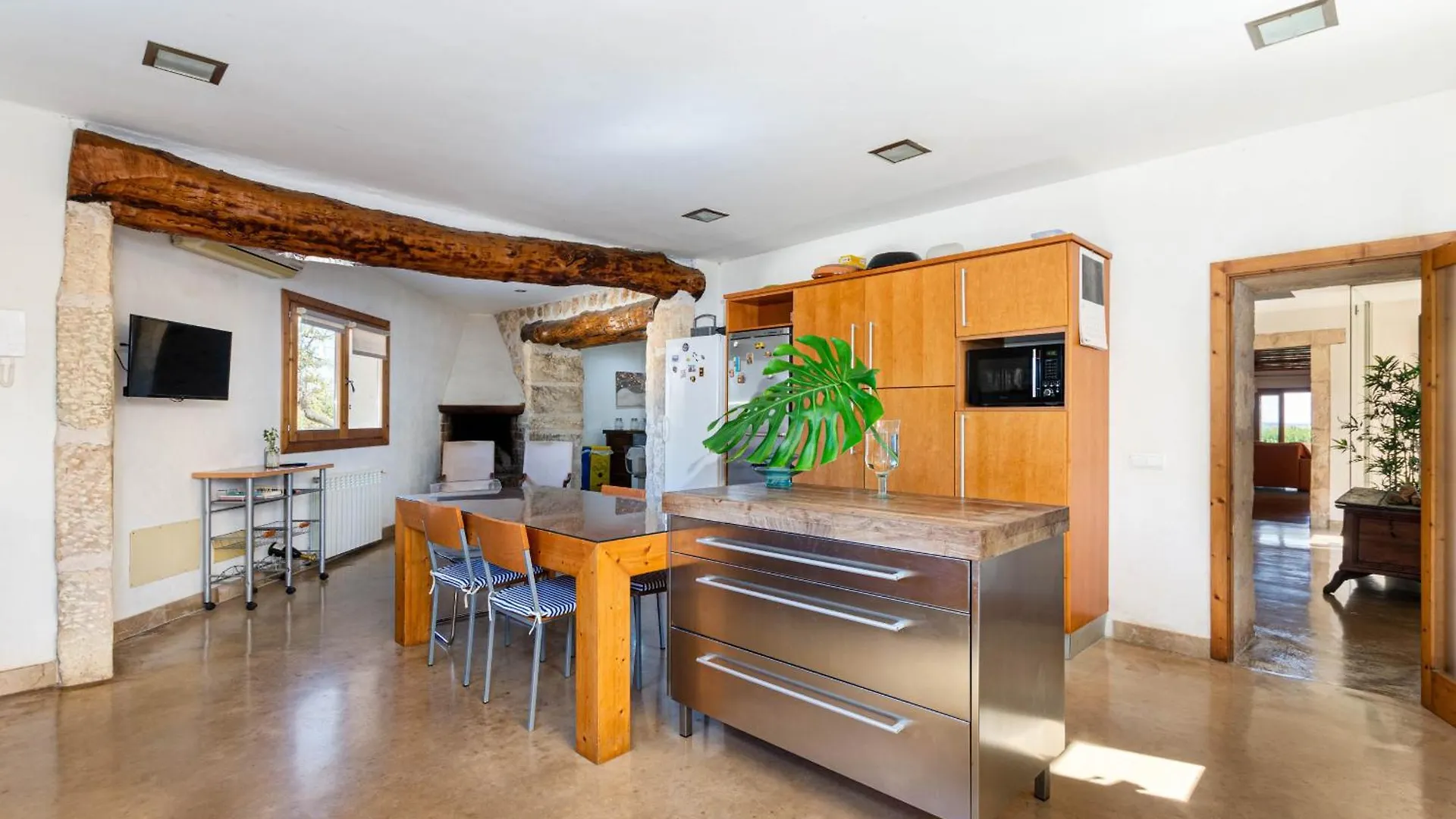 Yourhouse Es Fiters Muro 0*,  Espagne