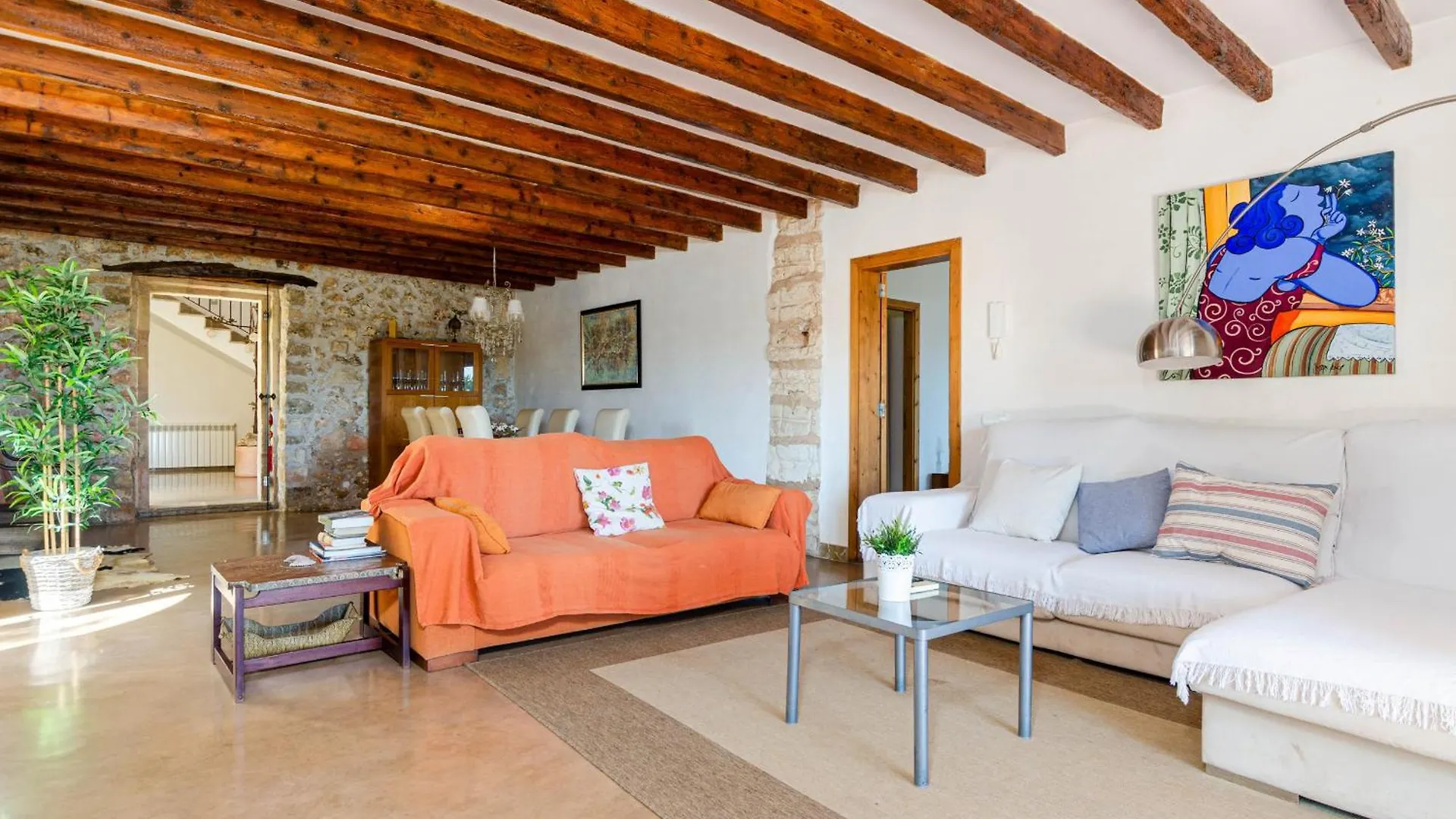 Yourhouse Es Fiters Muro